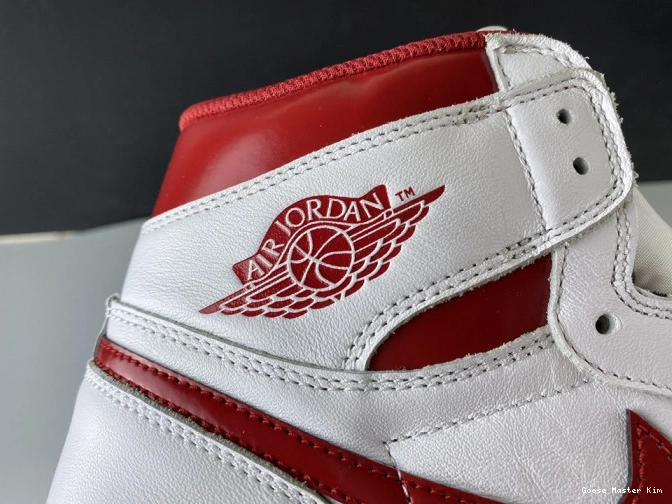 Jordan Red 555088-103 Air 1 Metallic Retro (2017) 0725